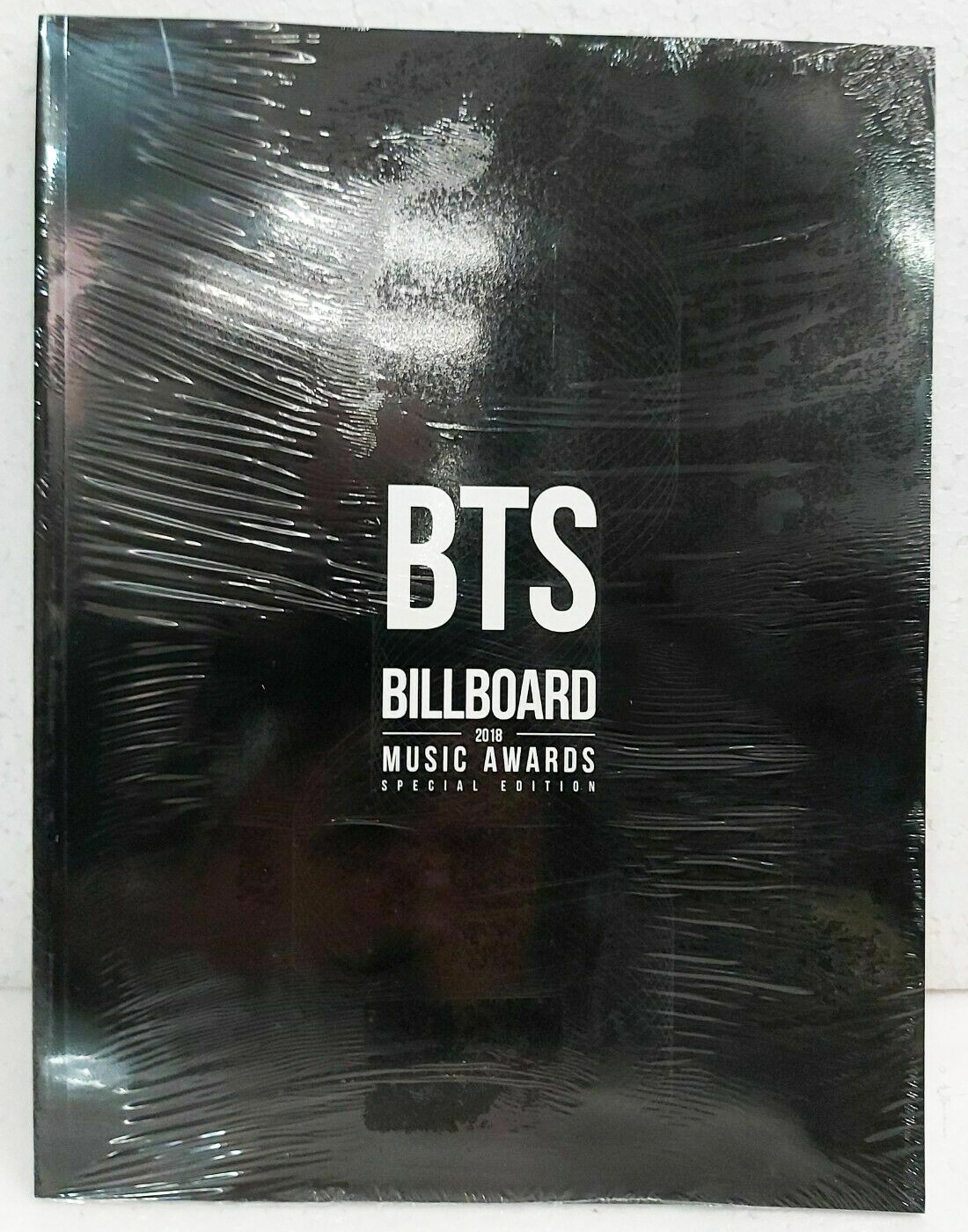 BTS防彈少年團Official PhotoBook+DVD Billboard 2018 Music Award 