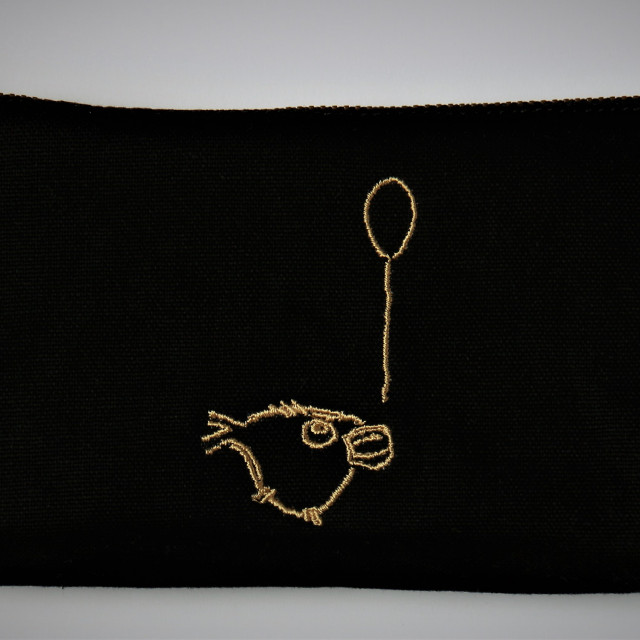 【獨家販售】HMC design原創設計 帆布T型筆袋 黑色~希望之魚 (預購)
