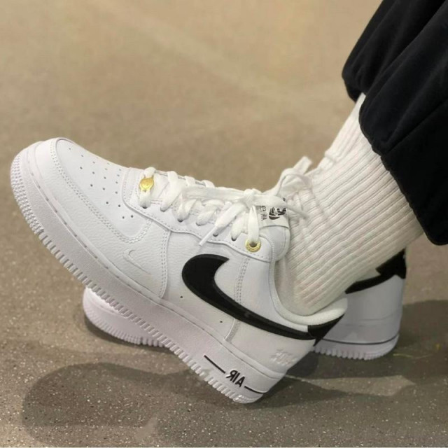 限定熱門款】Nike Air Force 1 Low 40th 40週年白黑鉤男鞋DQ7658